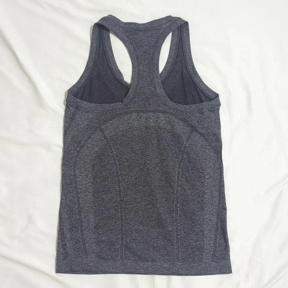 Athleta Momentum Tank Top, Color Gray Size M - Picture 10 of 15